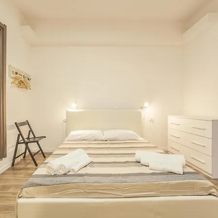 Le Stanze Al Porto Maison d'hôtes 2*